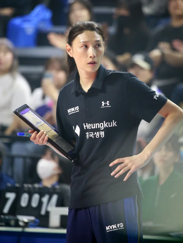 她那份为社, C体育综艺, AA